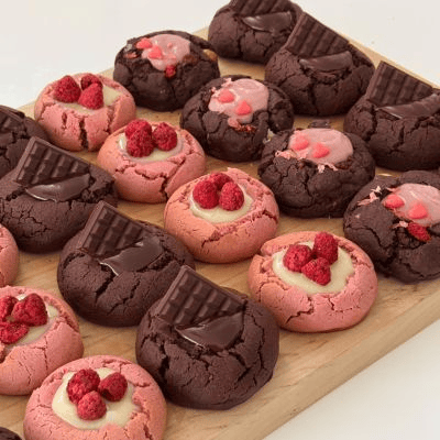 「バレンタインガナッシュクッキー3種 〜チョコレートココア・ホワイトラズベリー・マカダミアナッツとラズベリー〜」maeka _ お菓子・パンのレシ�